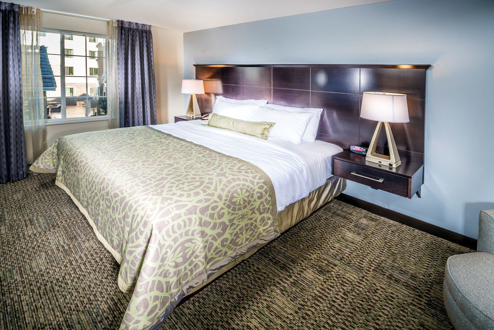 Staybridge Suites Corona South By Ihg Exteriör bild