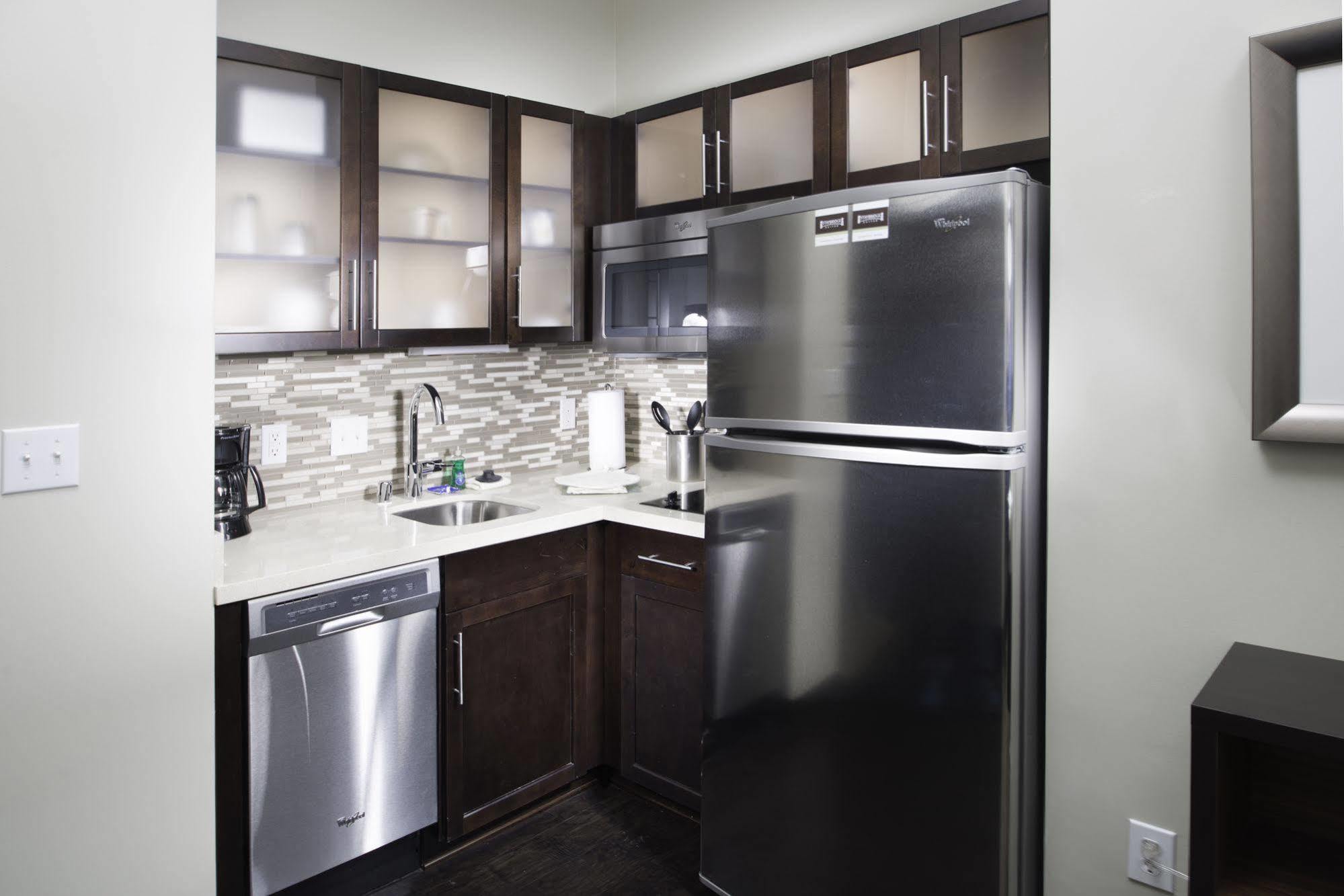 Staybridge Suites Corona South By Ihg Exteriör bild